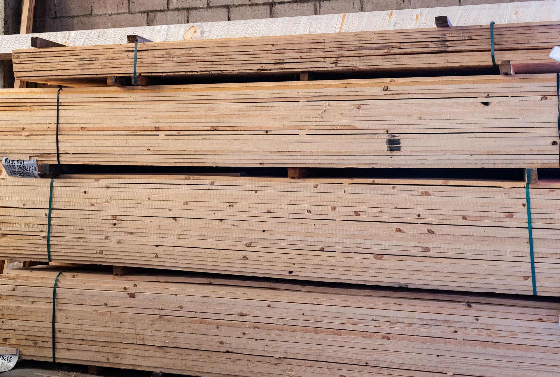 Tableros de madera laminada en Silleda