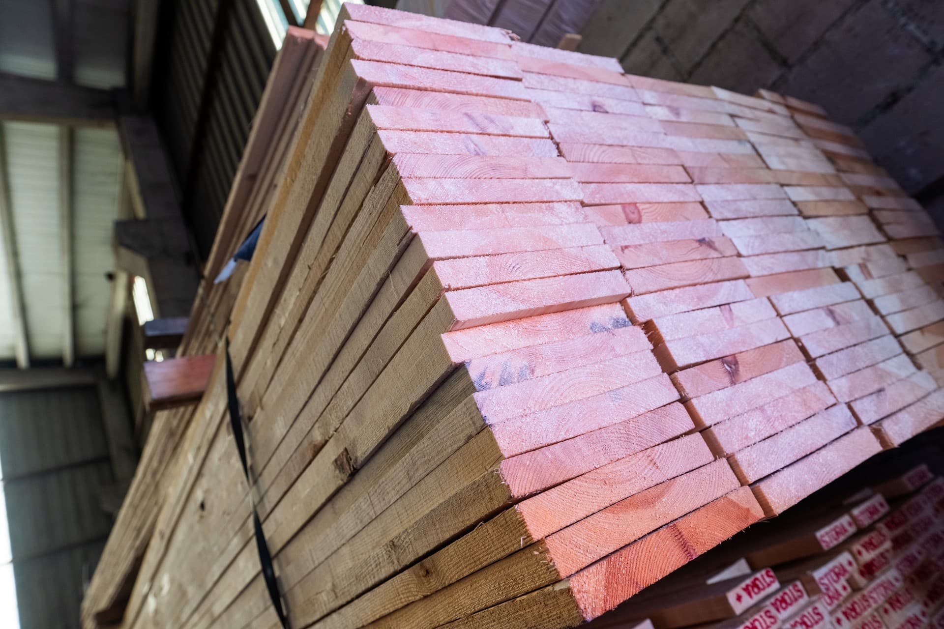 Tableros de madera laminada en Silleda